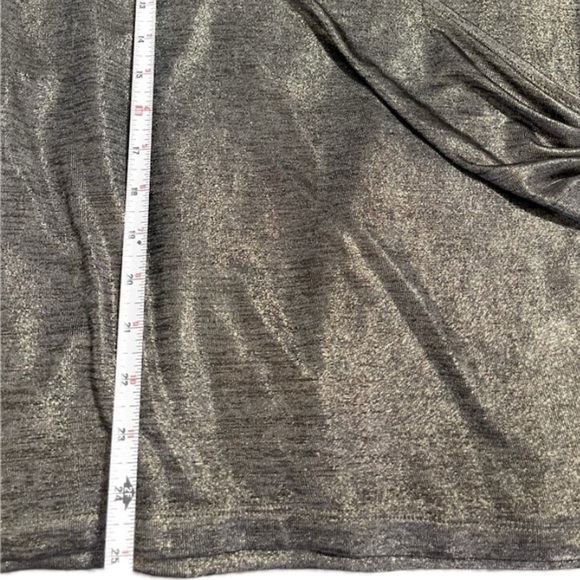 Liz Claiborne Gold Metallic Wrap Top - 3/4 sleeve - Rushing Fabric Sz M - Picture 6 of 8